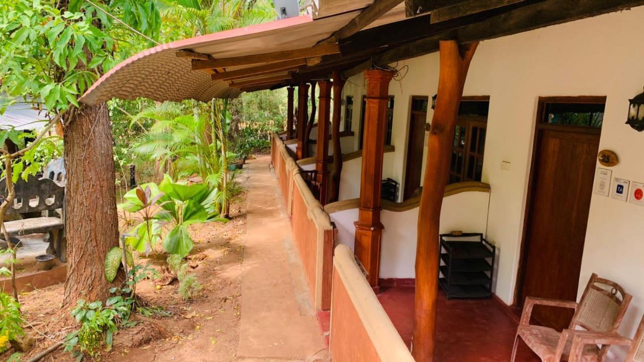 Sisira Natural Lodge - Sigirîya Extérieur photo