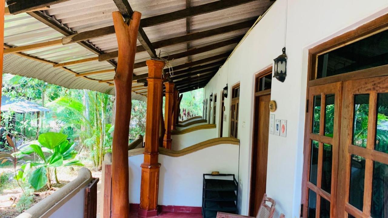 Sisira Natural Lodge - Sigirîya Extérieur photo