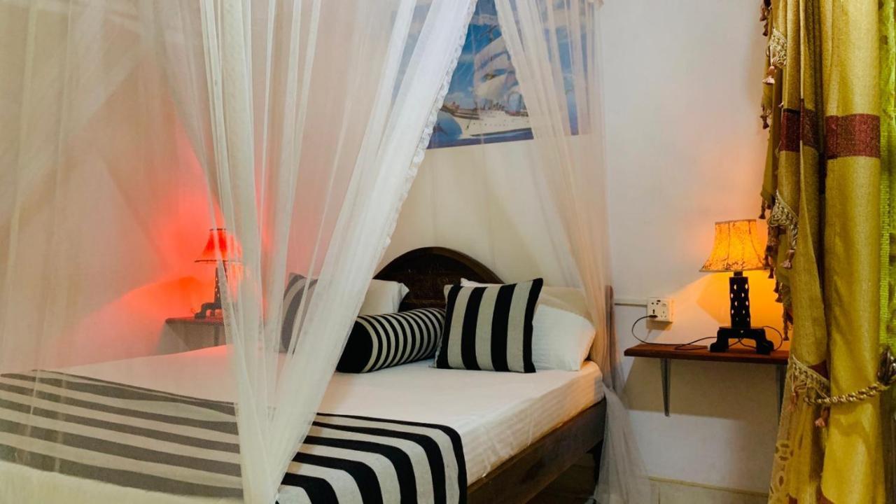 Sisira Natural Lodge - Sigirîya Extérieur photo
