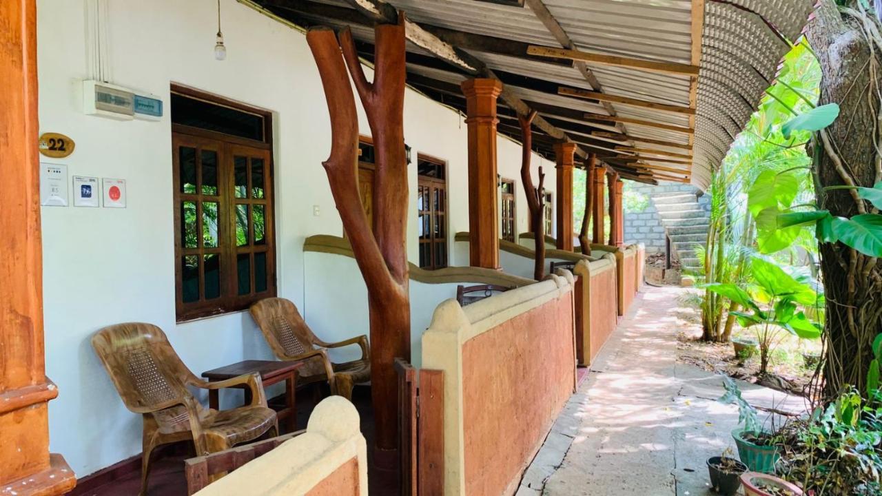 Sisira Natural Lodge - Sigirîya Extérieur photo