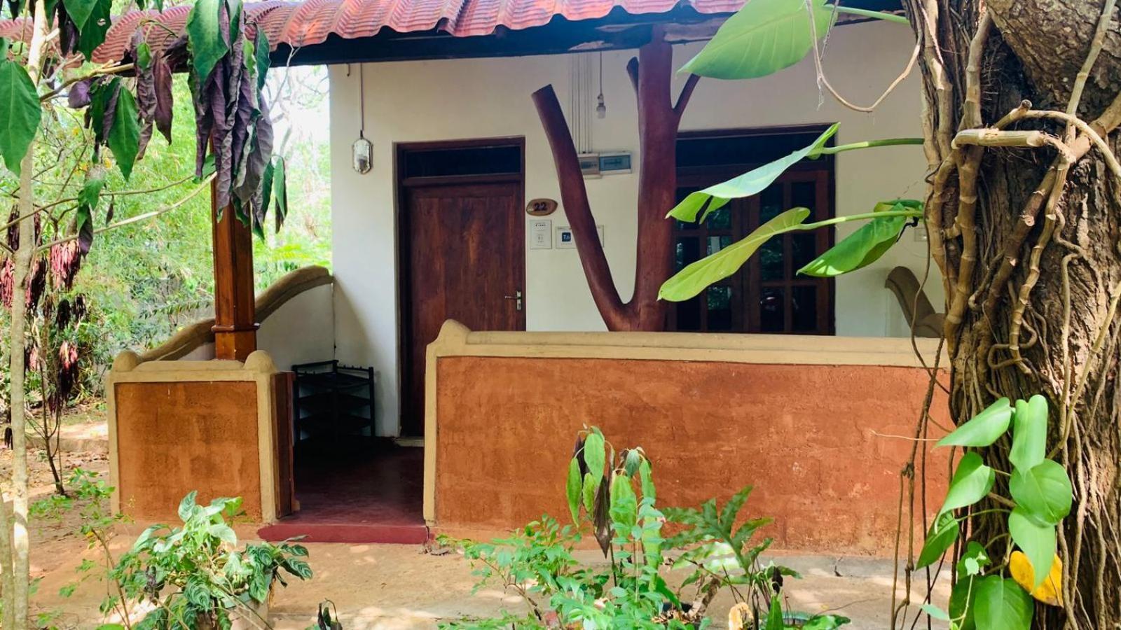 Sisira Natural Lodge - Sigirîya Extérieur photo