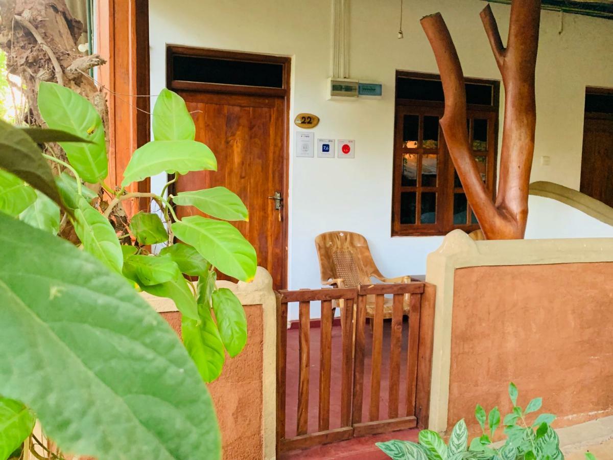 Sisira Natural Lodge - Sigirîya Extérieur photo