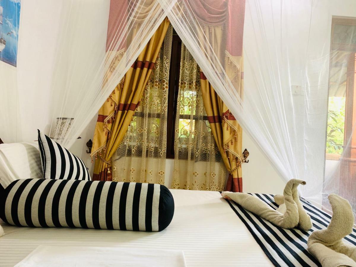 Sisira Natural Lodge - Sigirîya Extérieur photo